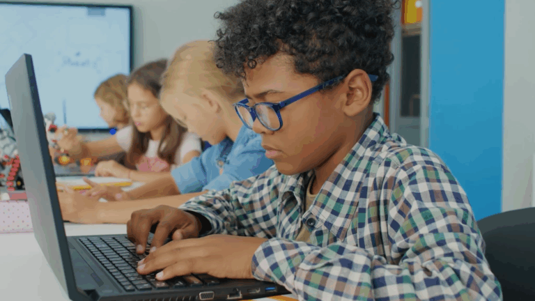 DeKalb County School District Selects Stratix for One of Georgia’s Largest Student Device Deployments 